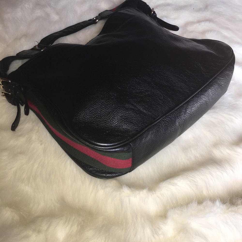 š„SOLDš„RARE Gucci Heritage Web Black Shoulder Bag - Picture 3 of 8